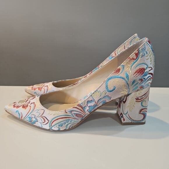 Marc Fisher Shoes - Marc Fisher Zala Floral Brocade Embroidered Pointy Toe Block Heel Pumps Sz 9M